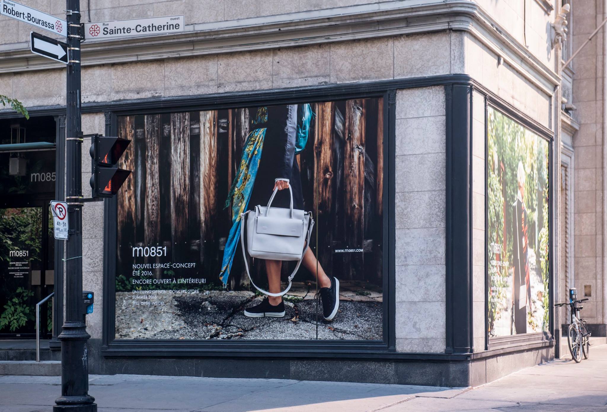 Vitrine d'un magasin.